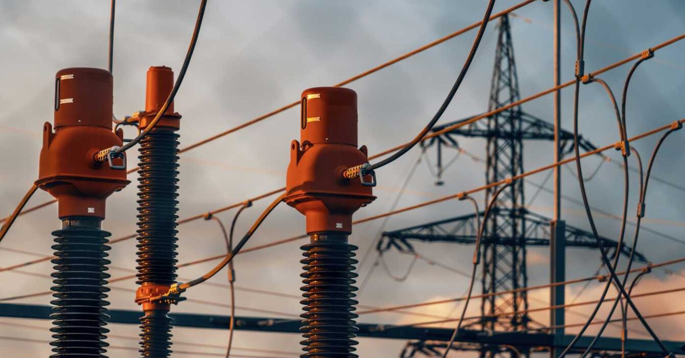 La importancia de montar nuevas subestaciones eléctricas para favorecer el desarrollo industrial sostenible