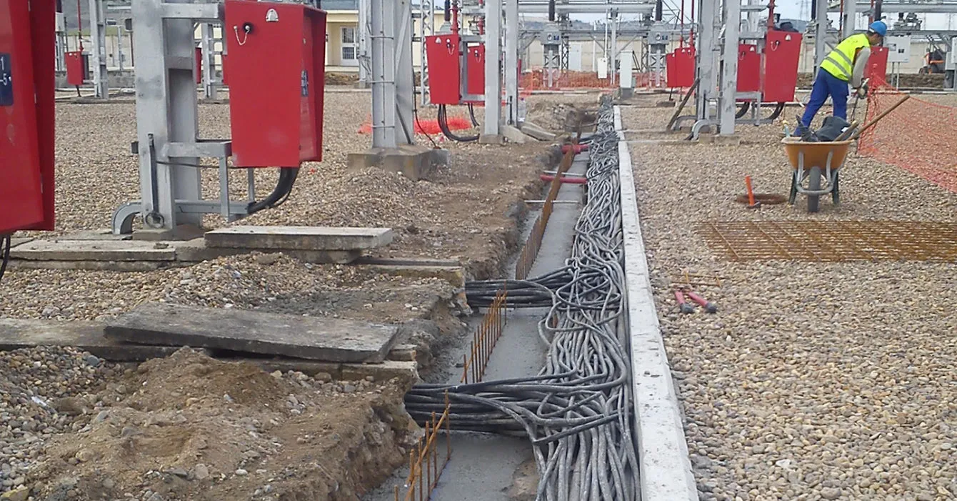 canal-cables-cruve-vial-santiponce